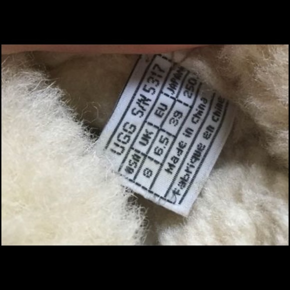 COPY - UGG size 8, Women's Scuffette II Slipper - Picture 4 of 5